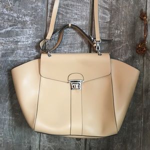 Italian Leather Handbag in Camel Vaca Leather